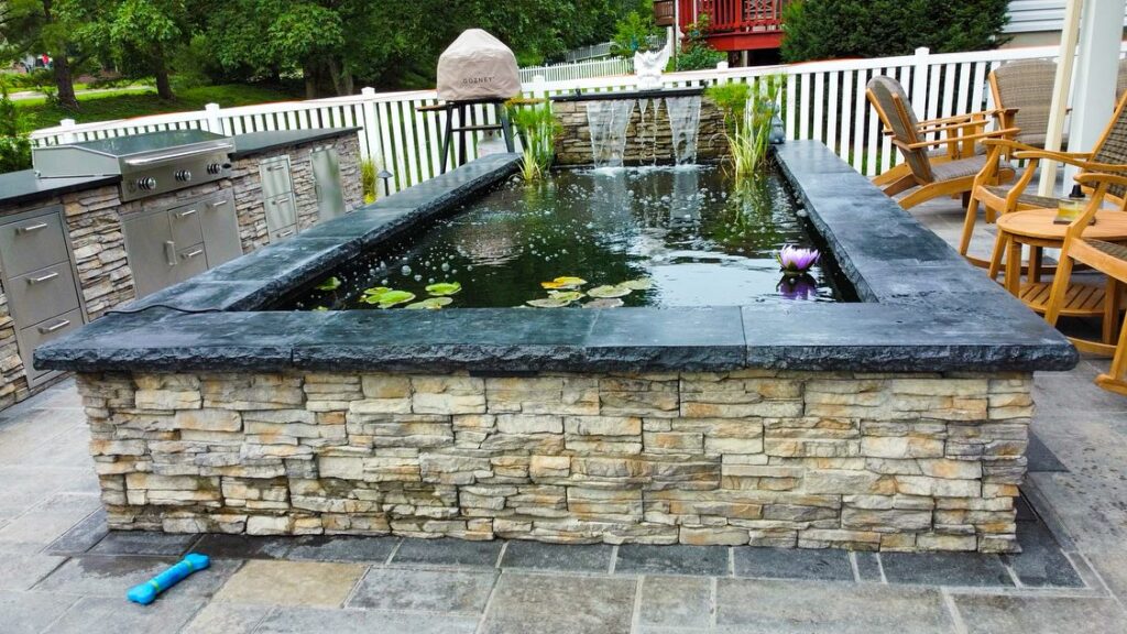 Saint Louis Outdoor Water Features